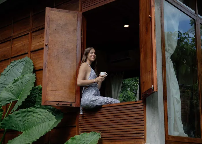 Lodge Bali Secret Jungle Selemadeg (Bali)